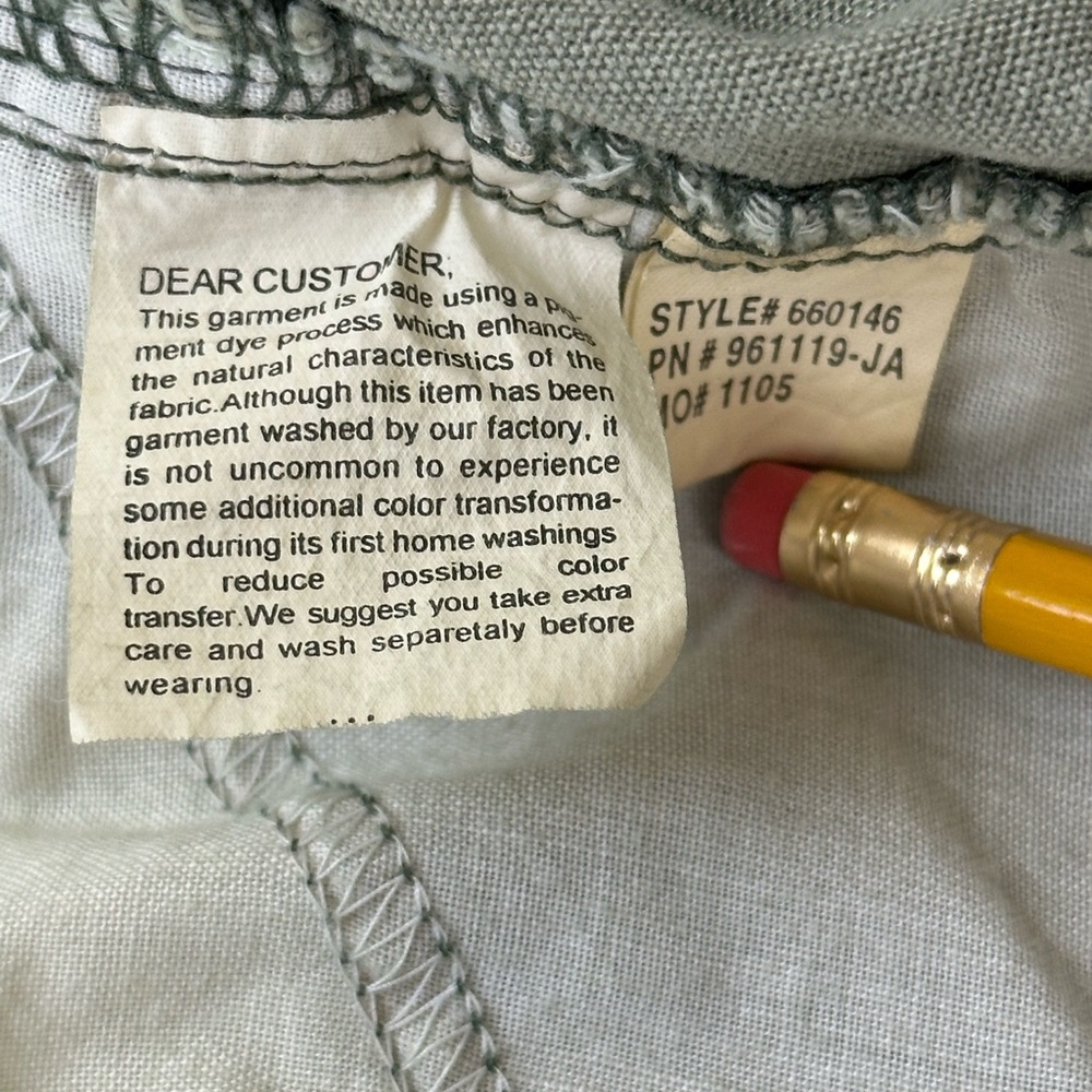 Sportif Olive Flat Iron Cotton Canvas Cargo Shorts 34
Y2K Outdoor Hiking… - Picture 9 of 15